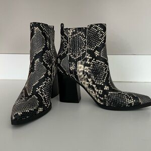 Marc Fisher snakeskin print ankle boots.  Size 6.5. Excellent condition